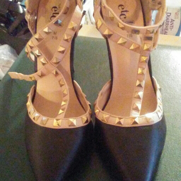 Heels - Picture 1 of 2